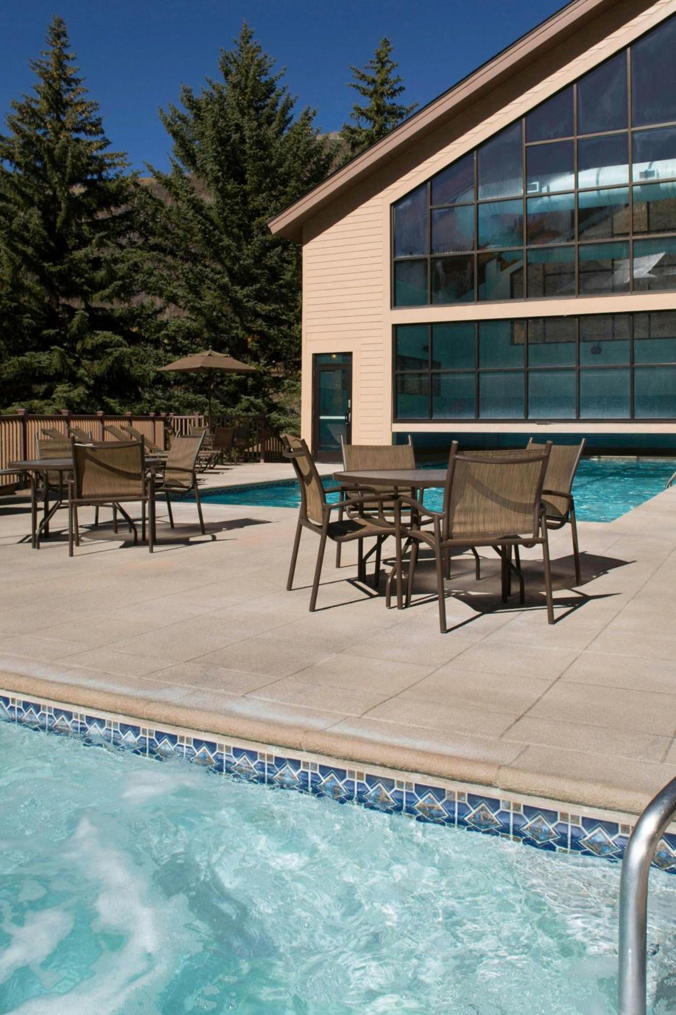 Marriott'S Streamside Birch At Vail Hotel Exterior photo